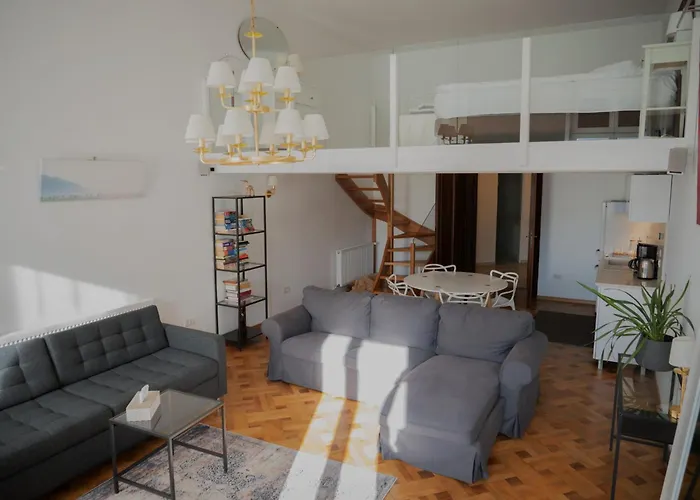 Casa Mandl